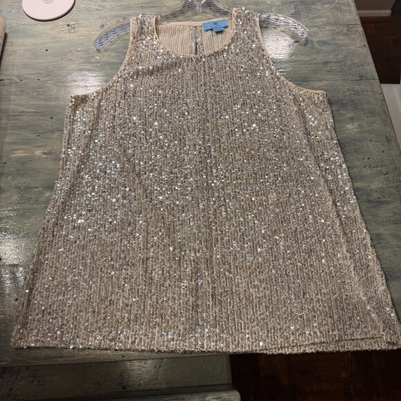 CeCe Sleeveless Silver Sequin Top with Keyhole back Size (L) - Picture 1 of 8